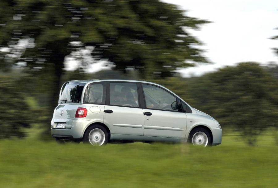  Fiat Multipla 2004 года  (WW) (фото 10 из 44)
